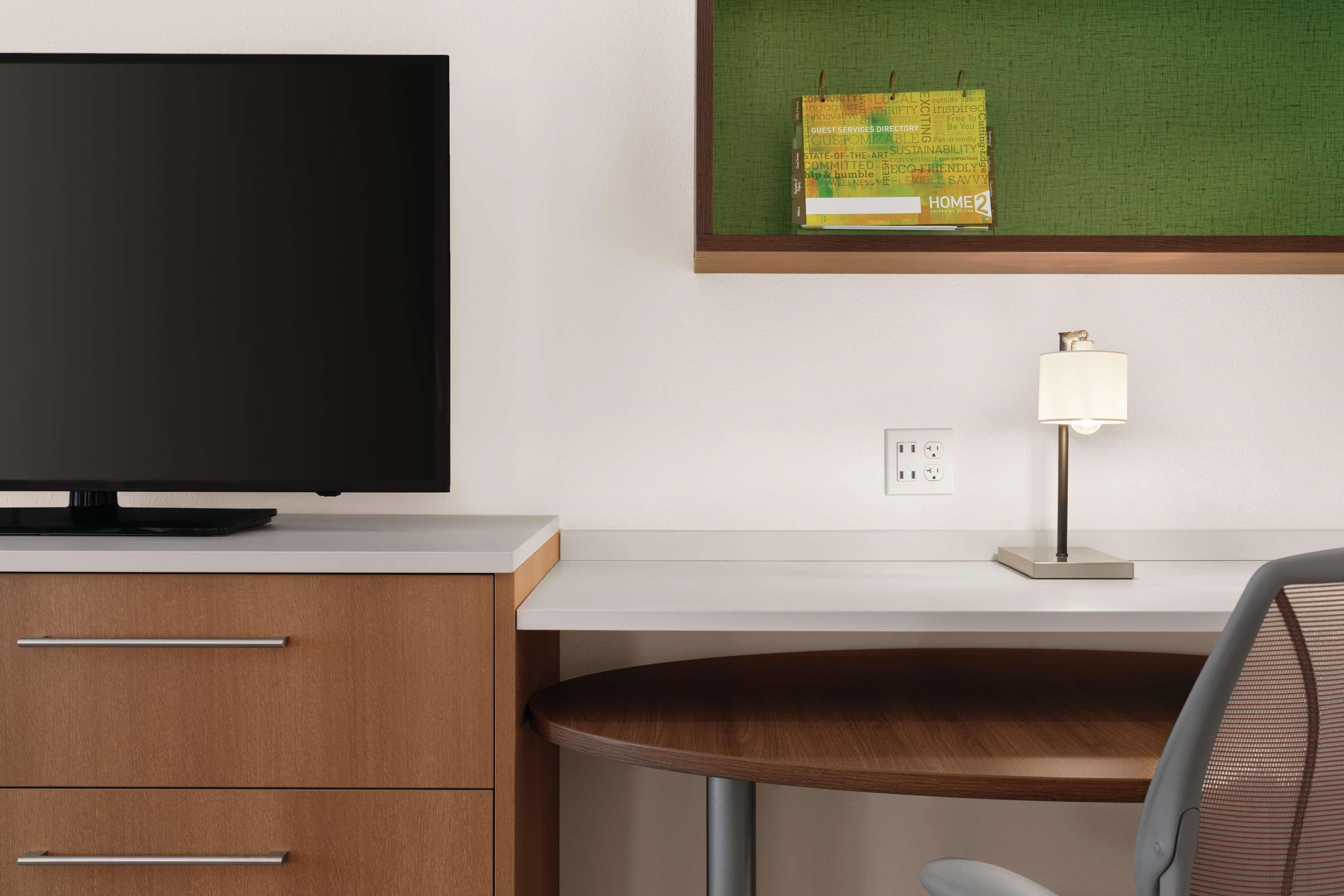 Home2 By Hilton Lancaster 3*