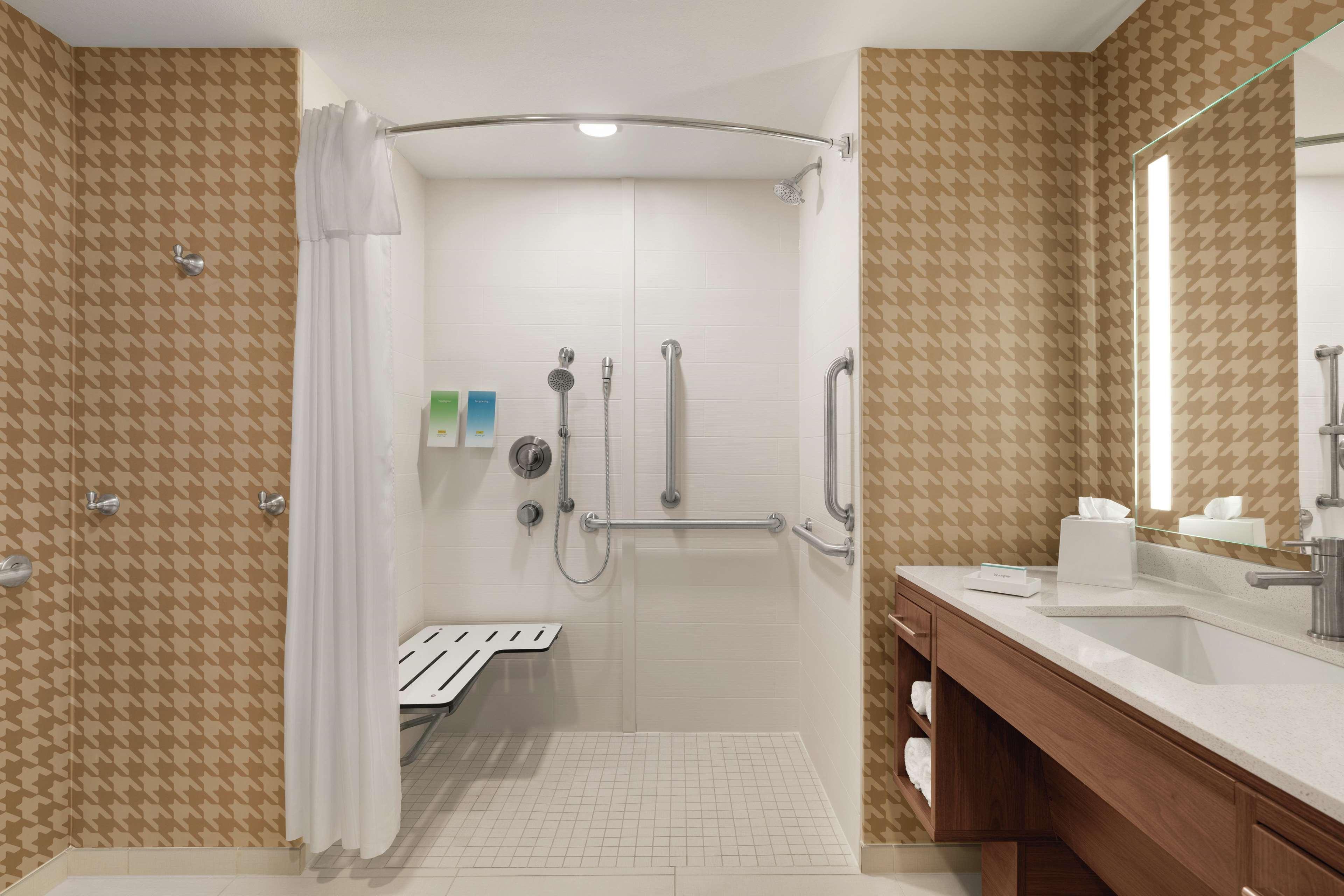 Hotel Home2 By Hilton Lancaster Rohrerstown