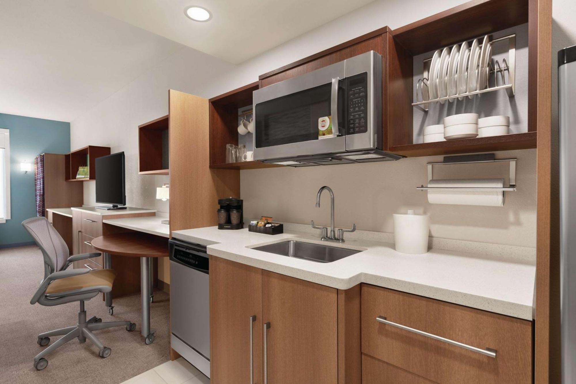Home2 By Hilton Lancaster 3*