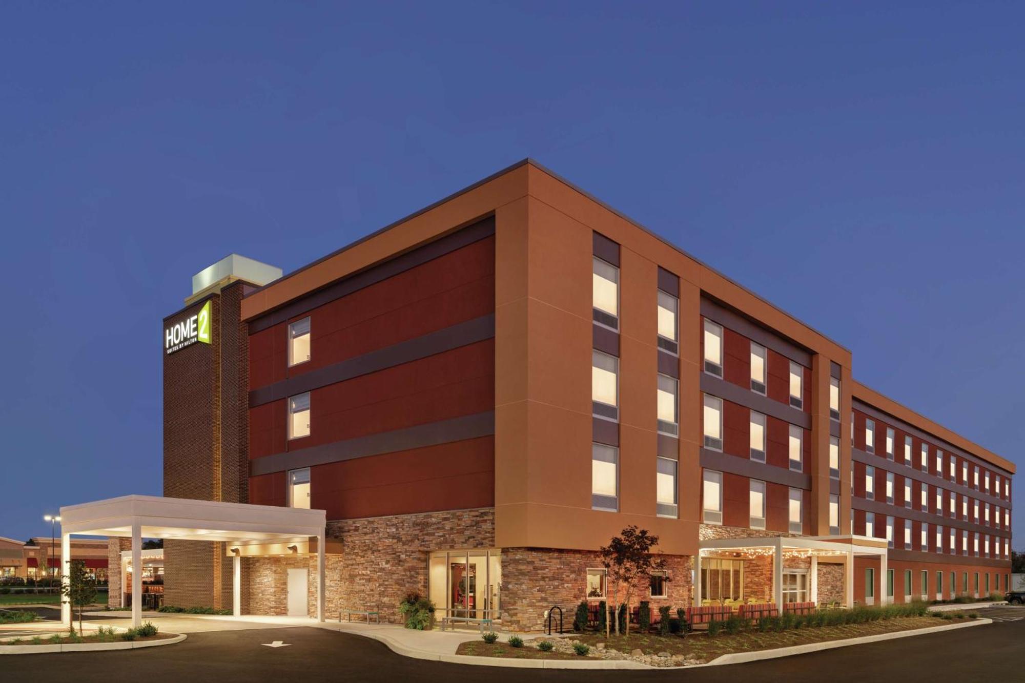 Home2 By Hilton Lancaster 3*